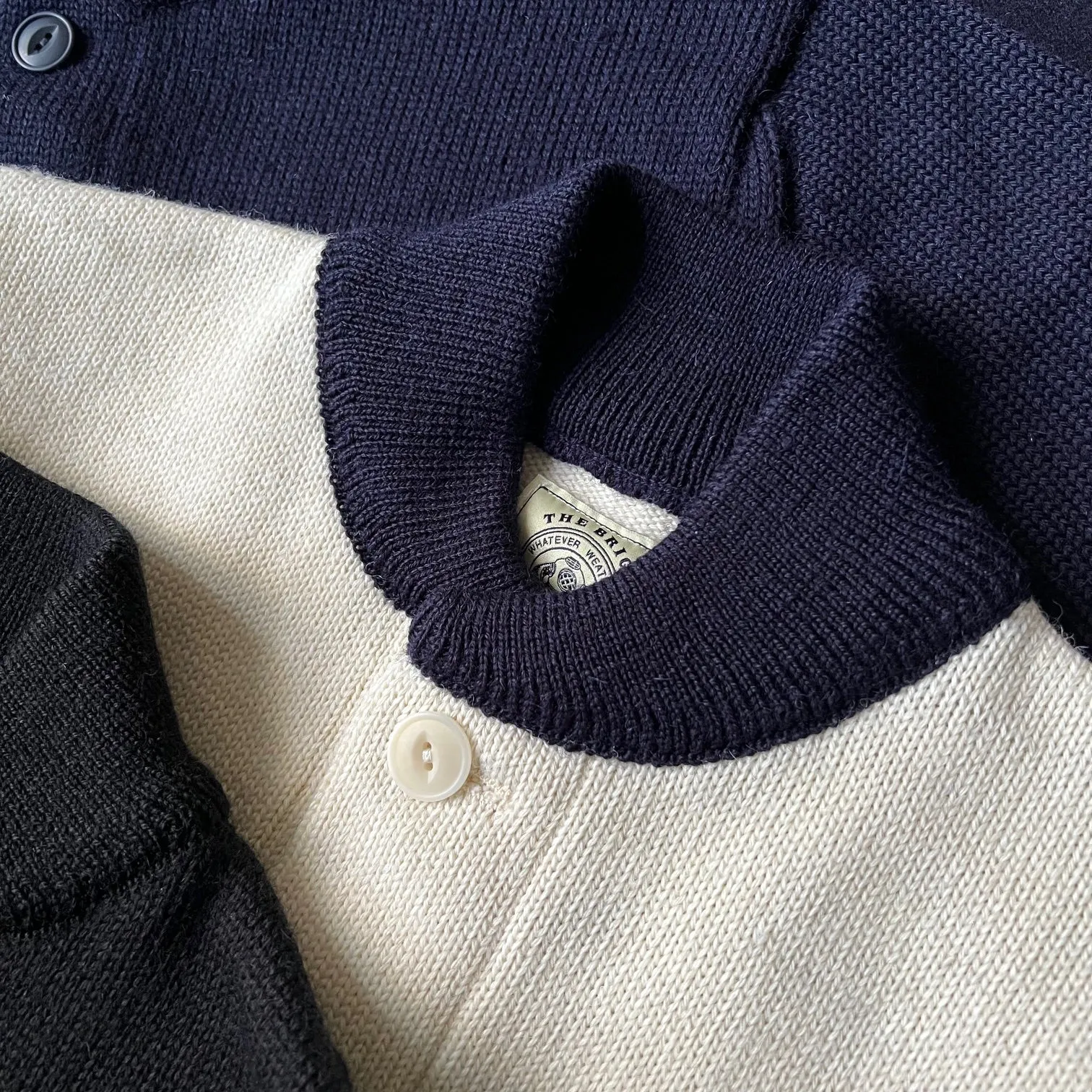 THE BRIG 2 CARDIGAN - ECRU/NAVY TRIM